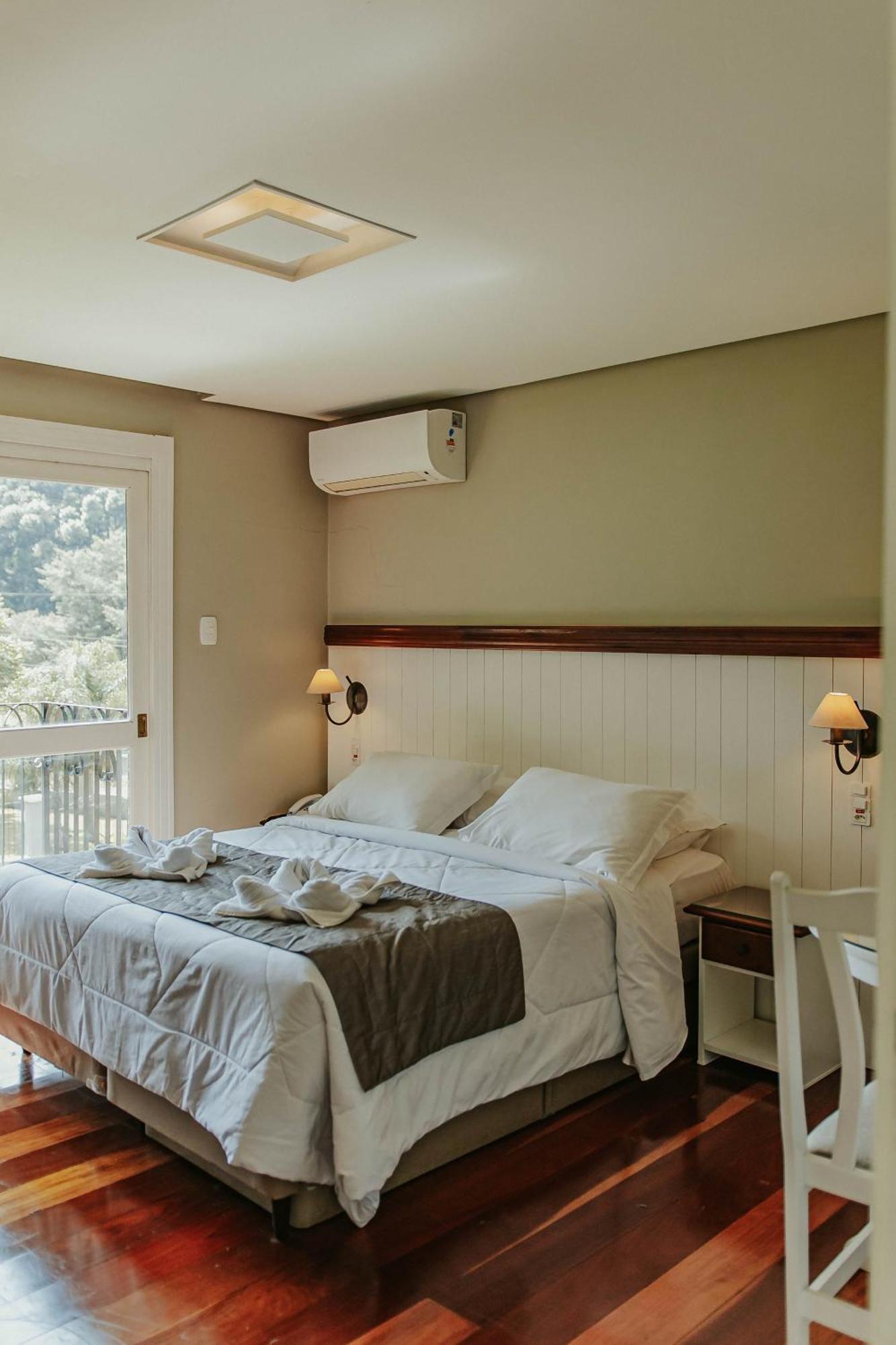 Pousada Golden Hills Canela Rom bilde